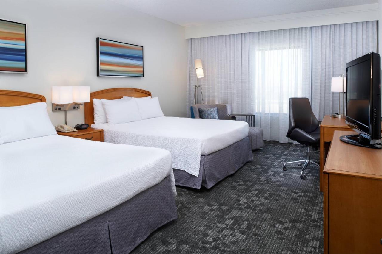 Courtyard Kansas / Convention Center 3* Overland Park