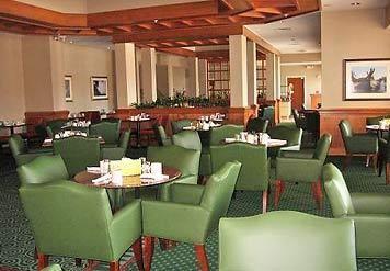 Courtyard Kansas / Convention Center 3*