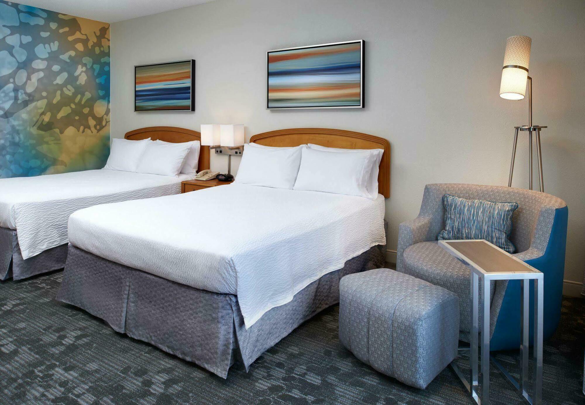 Courtyard Kansas / Convention Center Hotel Overland Park